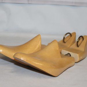 Perfecta Marque Deposee Made in France Wood Shoe Trees 38